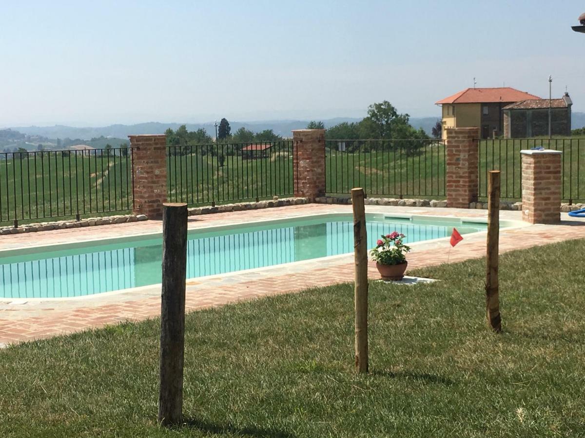 Azienda Agricola Garoglio Davide Alfiano Natta Exterior foto